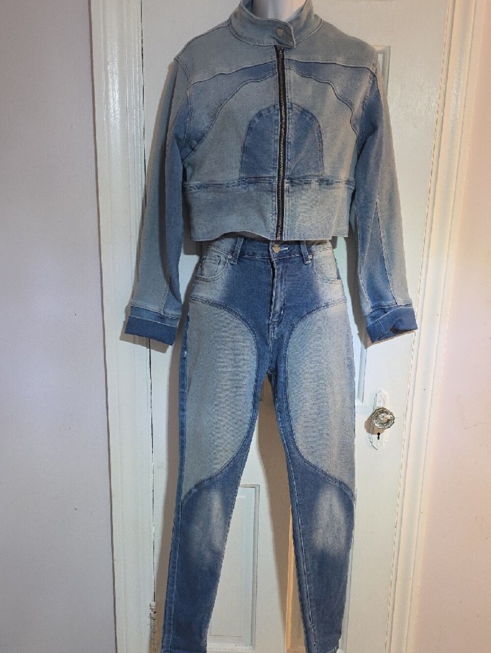Light Blue Women's Zip-Up Denim Jacket and Jeans Set
